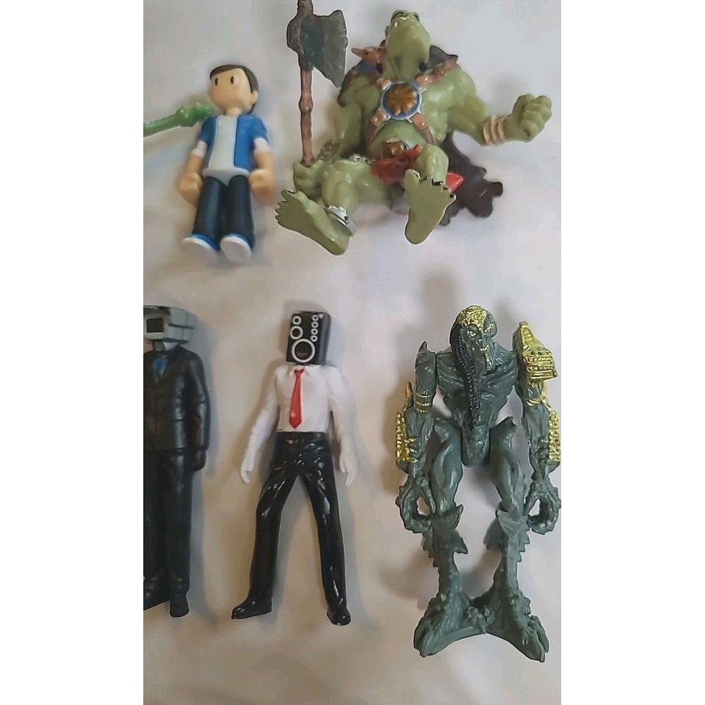 10 Action Figures All‎ Sold Together Lot